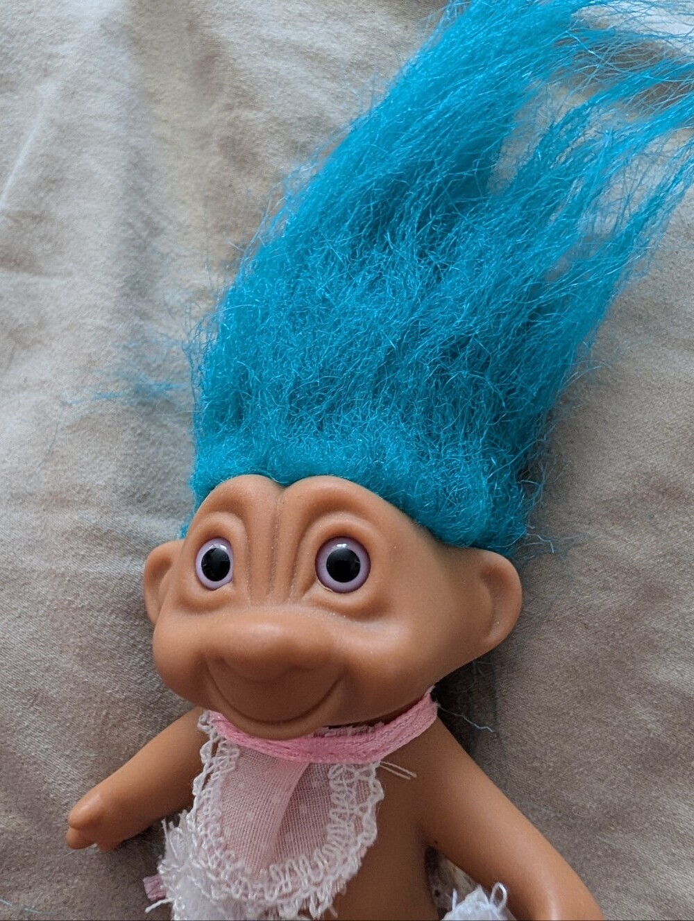 Vintage 90s Baby Troll Doll Twin Set Diapers & Bibs - Picture 2 of 11